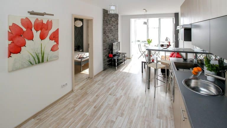 Comment organiser sa maison pour ajouter de la couleur à une pièce ?