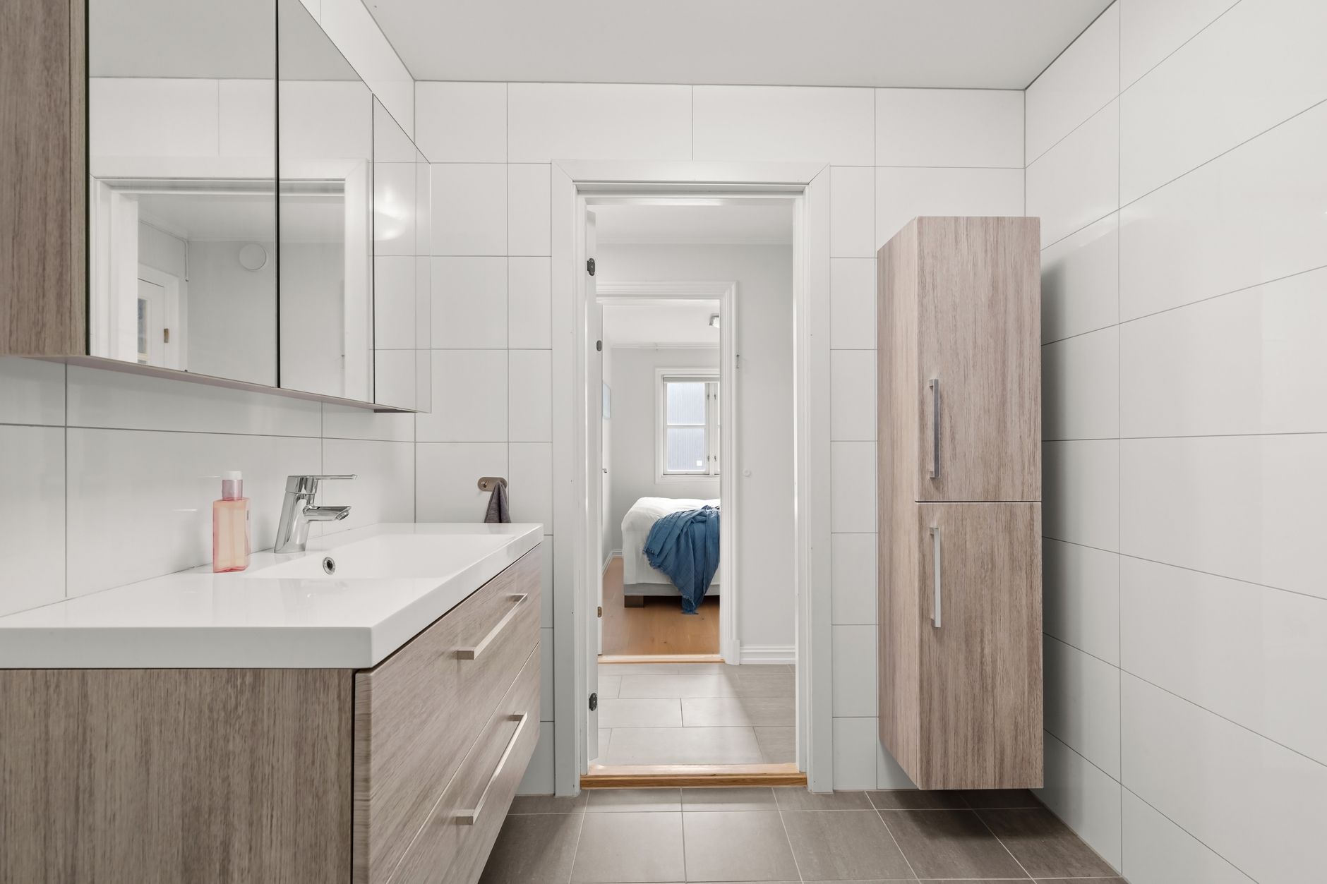 Dans une salle de bains, le flux d’usage compte plus que la tendance