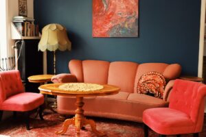 Dans un brownstone de Harlem, le blanc cassé sert de toile aux couleurs